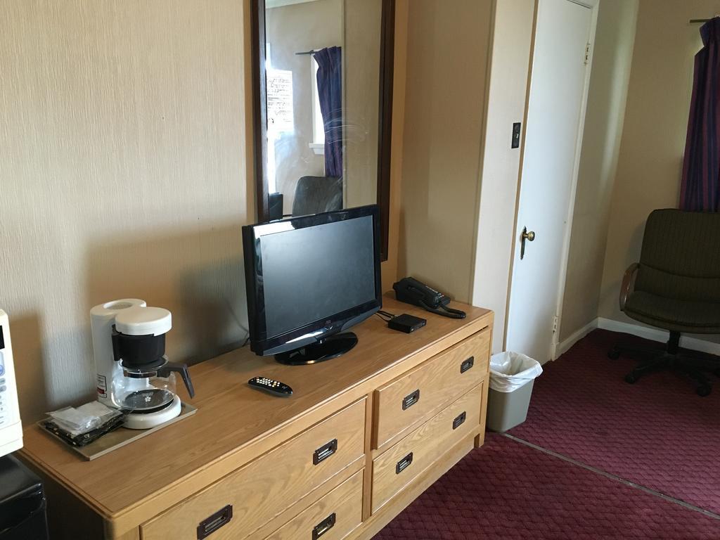 ميدلاند Shamrock Motel المظهر الخارجي الصورة