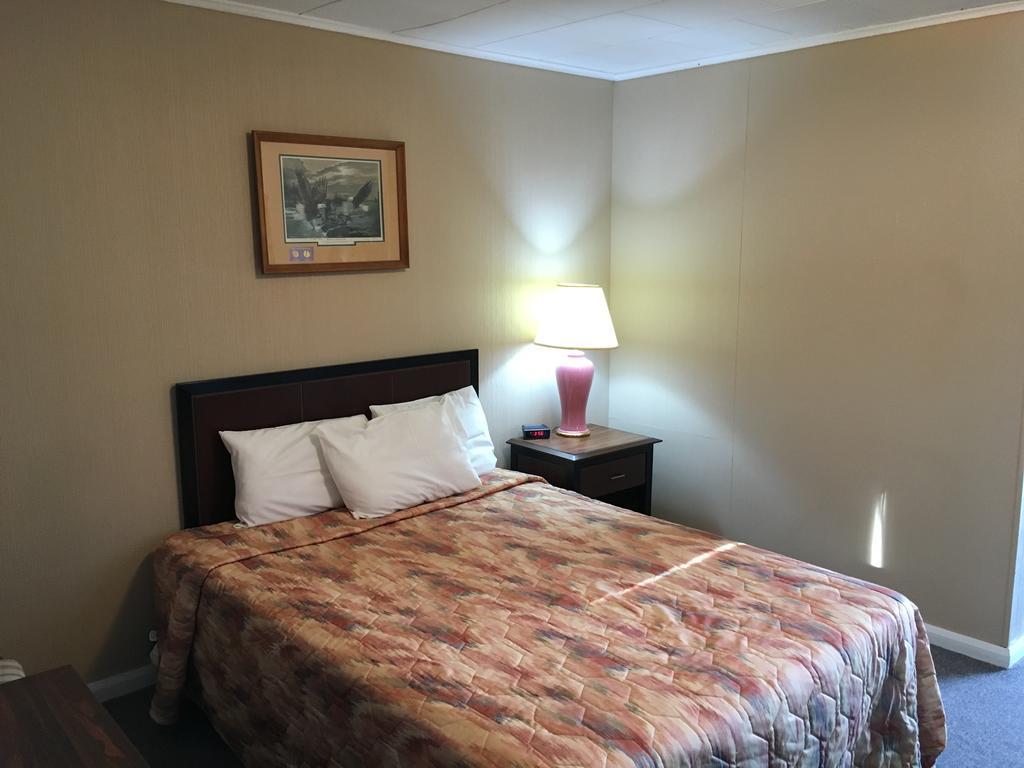 ميدلاند Shamrock Motel المظهر الخارجي الصورة