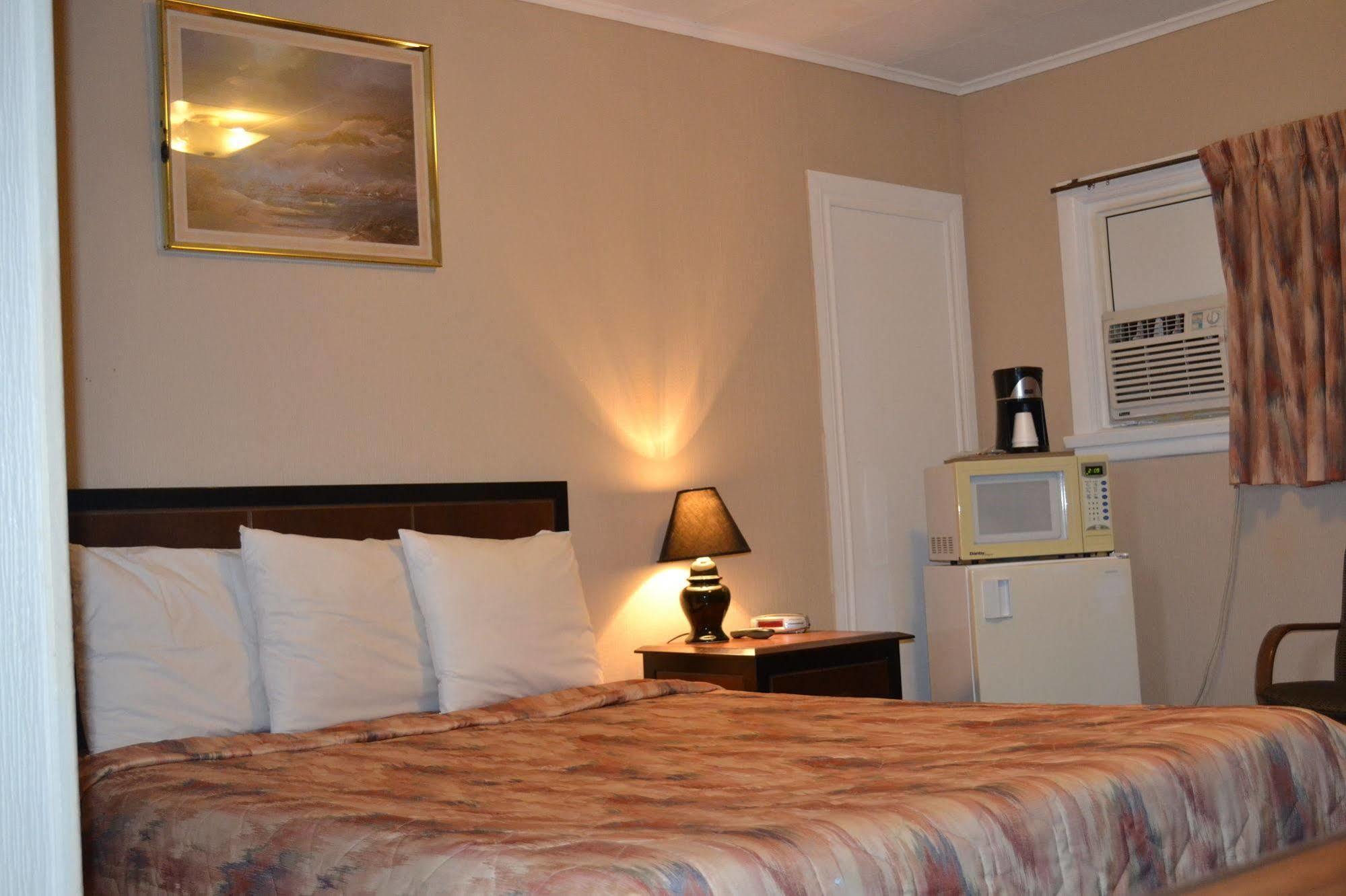 ميدلاند Shamrock Motel المظهر الخارجي الصورة
